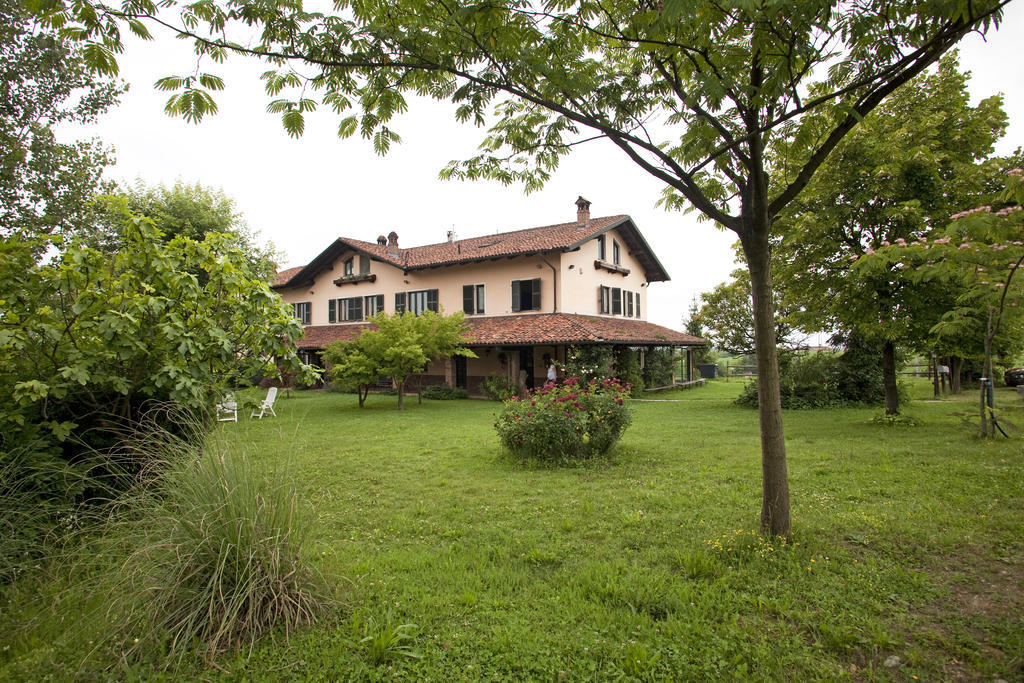 Cascina Papa Mora Villa Cellarengo Exterior photo